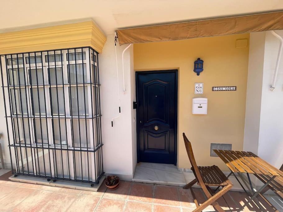 Casa Lola Conil, Azotea Al Mar Y Parking Solo Familias O Parejas Βίλα Conil De La Frontera Εξωτερικό φωτογραφία