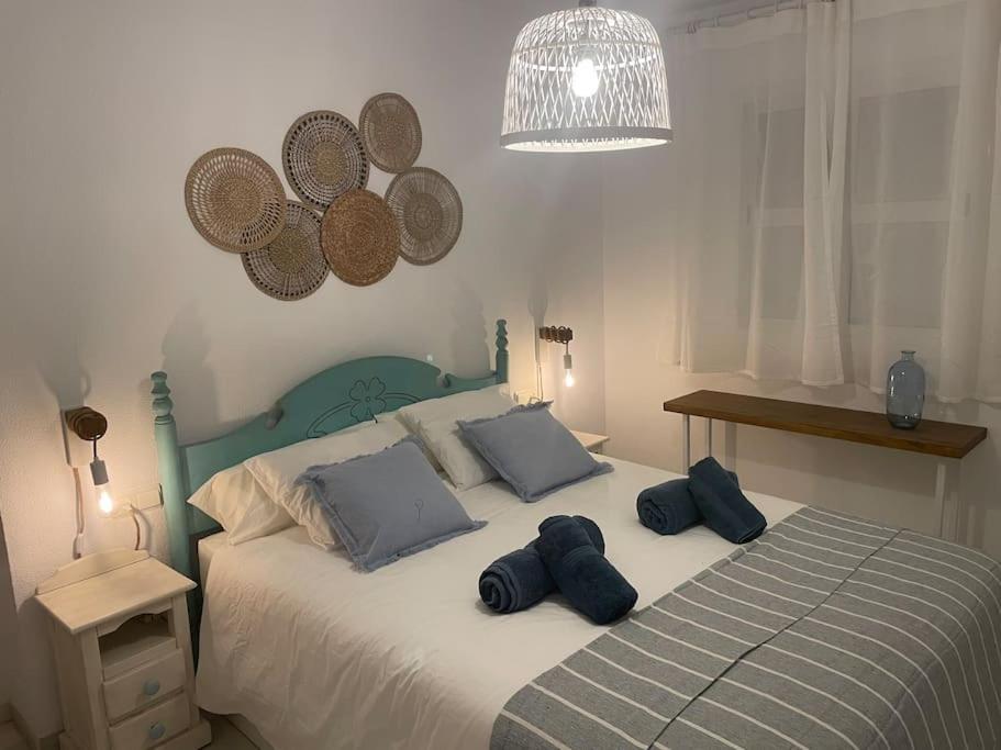 Casa Lola Conil, Azotea Al Mar Y Parking Solo Familias O Parejas Βίλα Conil De La Frontera Εξωτερικό φωτογραφία